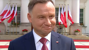 andrzej duda cbos