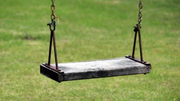 huśtawka valva smierc