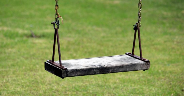 huśtawka valva smierc