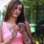 kobieta telefon komórkowy