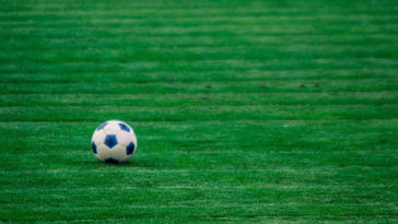 bramka słupek rob rensenbrink