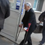 jarosław kaczyński endoproteza kolano