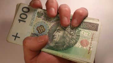 przeciętne wynagrodzenie