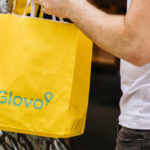 glovo uber eats uokik dowóz jedzenia koronawirus biedronka
