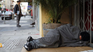 rynek pracy w kwietniu kryzys gospodarczy epidemia bezrobocie