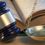 sądownictwo w czasach epidemii czy pozywać do sądu koronawirus