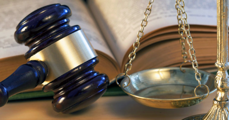 sądownictwo w czasach epidemii czy pozywać do sądu koronawirus