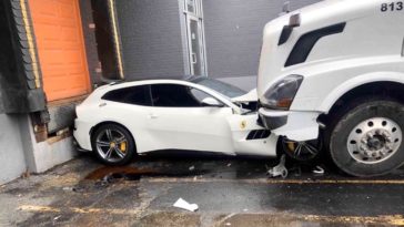 skasował ferrari byłego szefa