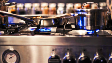 cena gazu obniżka ure opłata mocowa