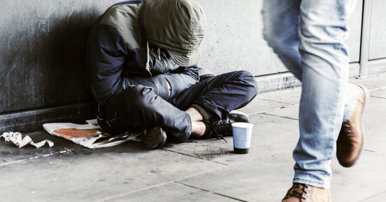 gigantyczna dziura w budżecie deficyt sektora stan kasy państwa minister finansów kościński