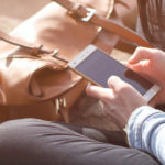 statystyczny polak smartfony telefony komórkowe ekrany wzrok szkodliwość uke