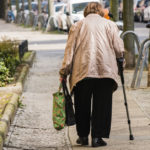 waloryzacja 2021 tabela netto brutto ile dostaną emeryci podwyżka trzynastka czternastka bieda ostatnia wypłata czternastki