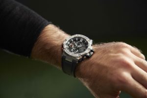 wytrzymały zegarek meski na prezent casio