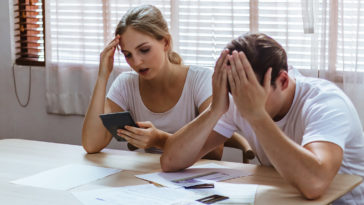 lokaty bankowe inflacja oszczędzanie nie opłaca się niskie oprocentowanie eurostat