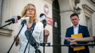 szymon hołownia polska 2050 twitter facebook szpitale koronawirus testy na koronawirusa