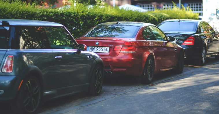 wyższe mandaty za parkowanie akcyza na stare samochody dzień bez samochodu