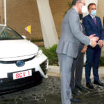 papamobile na wodór papież franciszek watykan toyota mirai bezemisyjna