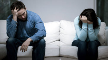 polacy boją się o przyszłość koronawirus epidemia pogorszenie sytuacji utrata pracy