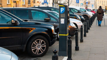 warszawa podwyżki opłat za parking 1200 zł drugie auto drugi samochód fala podwyżek