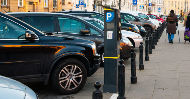 warszawa podwyżki opłat za parking 1200 zł drugie auto drugi samochód fala podwyżek