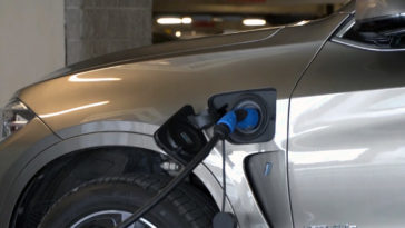 zabezpieczenia przeciwpożarowe samochód elektryczny tunele parkingi podziemne