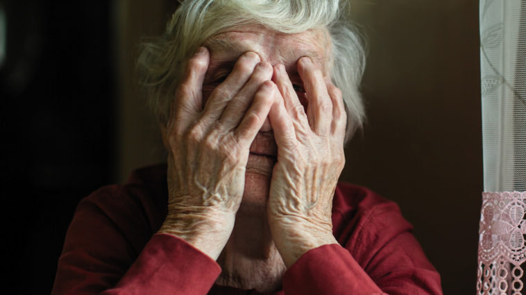 zakaz wychodzenia seniorów obostrzenia dla seniorów covid nowe obostrzenia dla emerytówpl zakaz dla seniorów październik 2020 zamknięcie restauracji nowe obostrzenia lokale gastronomiczne