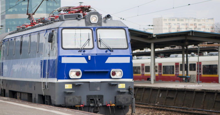 liczba pasażerów spada pkp zawieszenie połączeń lockdown epidemia koronawirus