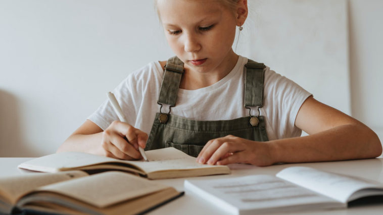 obostrzenia 4.11 4 listopada nauka zdalna 1-3 szkoła podstawowa lockdown obostrzenia konferencja premiera men premier gov pl