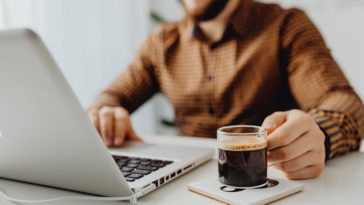 tarcza branżowa postojowe umowa zlecenie wniosek ustawa covidowa senat