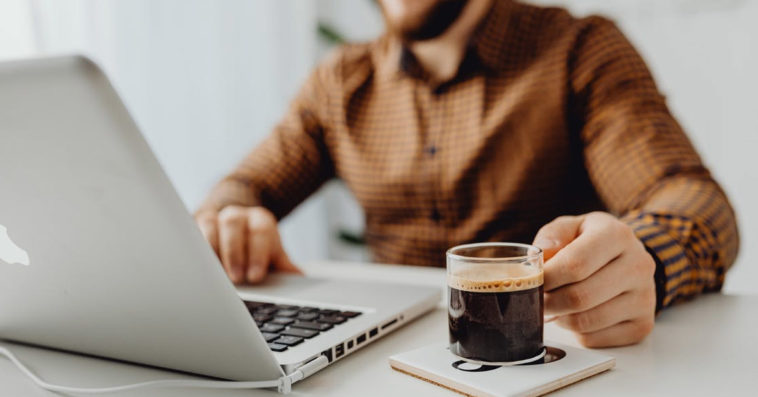 tarcza branżowa postojowe umowa zlecenie wniosek ustawa covidowa senat