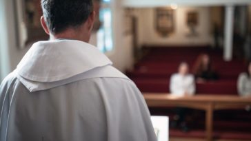 duchowny gliwice msza szczepionki z dzieci po aborcji ksiądz zszokował wiernych