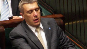 roman giertych twitter ministerstwo zdrowia koronawirus nowe zakażenia