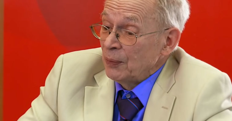 prof. Włodzimierz Gut powrót do normalności wirusolog ujawnia szczepienia astra zeneca pfizer