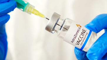 astrazeneca opinie druga dawka bezpieczeństwo zakrzepica żył objawy odczyny