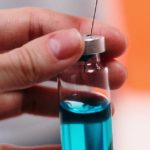 wlochy pfizer 6 dawek szczepionki kobieta