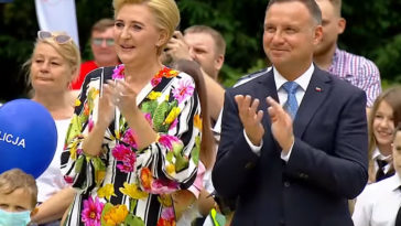 andrzej duda majątek oświadczenie majątkowe ile zarabia