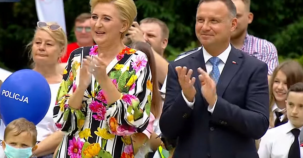 Andrzej Duda wraz z żoną Agatą założyli firmę. Ujawniono nazwę spółki