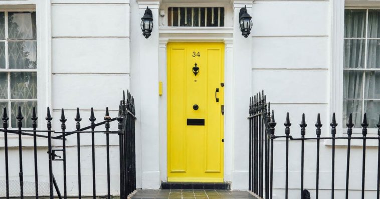 prawidłowy montaż drzwi wewnętrznych