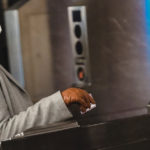 przepustka covid metro autobus komunikacja wejście