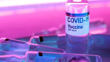 trzecia dawka szczepionki pfizera skutki uboczne pfizer moderna astrazeneca badania szczepienia