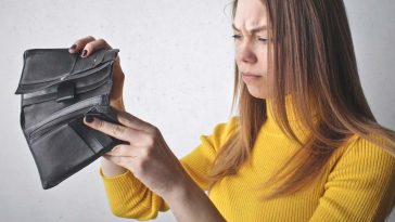 ceny prądu w górę 2022 dla firm podwyżka 40 proc.