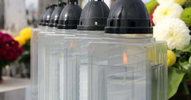 wszystkich świętych 2021 obostrzenia cmentarze zamknięte