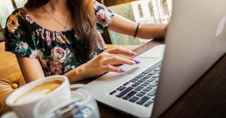 jak urządzić biuro na małej powierzchni