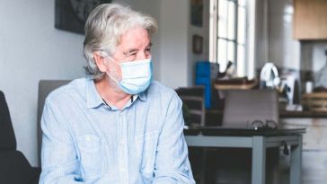 obowiązkowe maseczki w domu austria ustawa koronawirus omicron