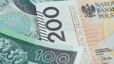 1300 zł dla każdego polaka od kiedy