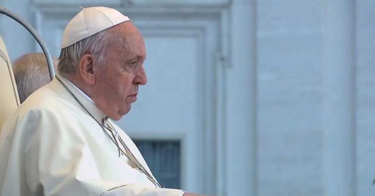 papież franciszek szczekanie NATO