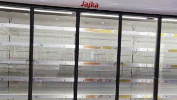 brak dwutlenku węgla