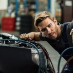 odgrzybianie klimatyzacji samochodowej spray ozon ultradźwiękami