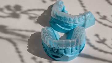 nakładki ortodontyczne cena opinie