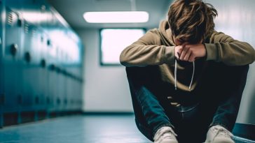 dyskryminacja synonim definicja